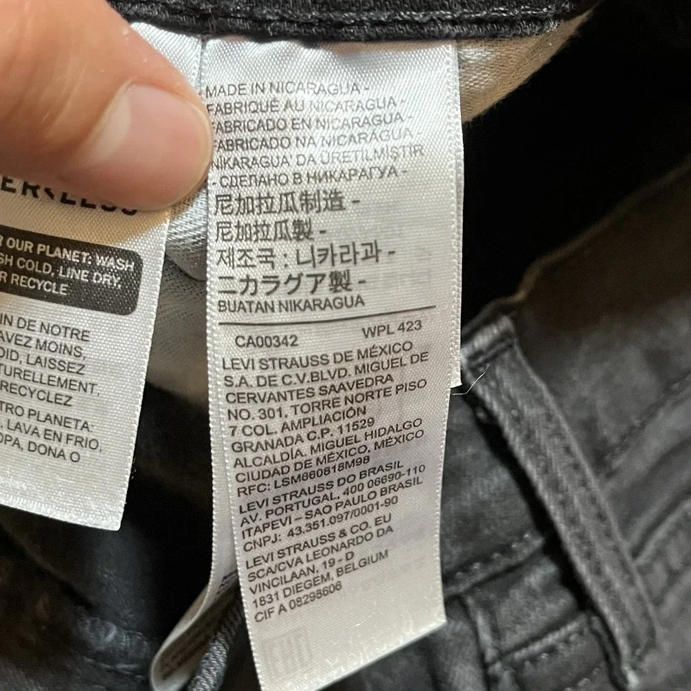 Levis Jeans Mens 40x25 541 Black Athletic Taper Denim Stretch Grunge 18181-0771